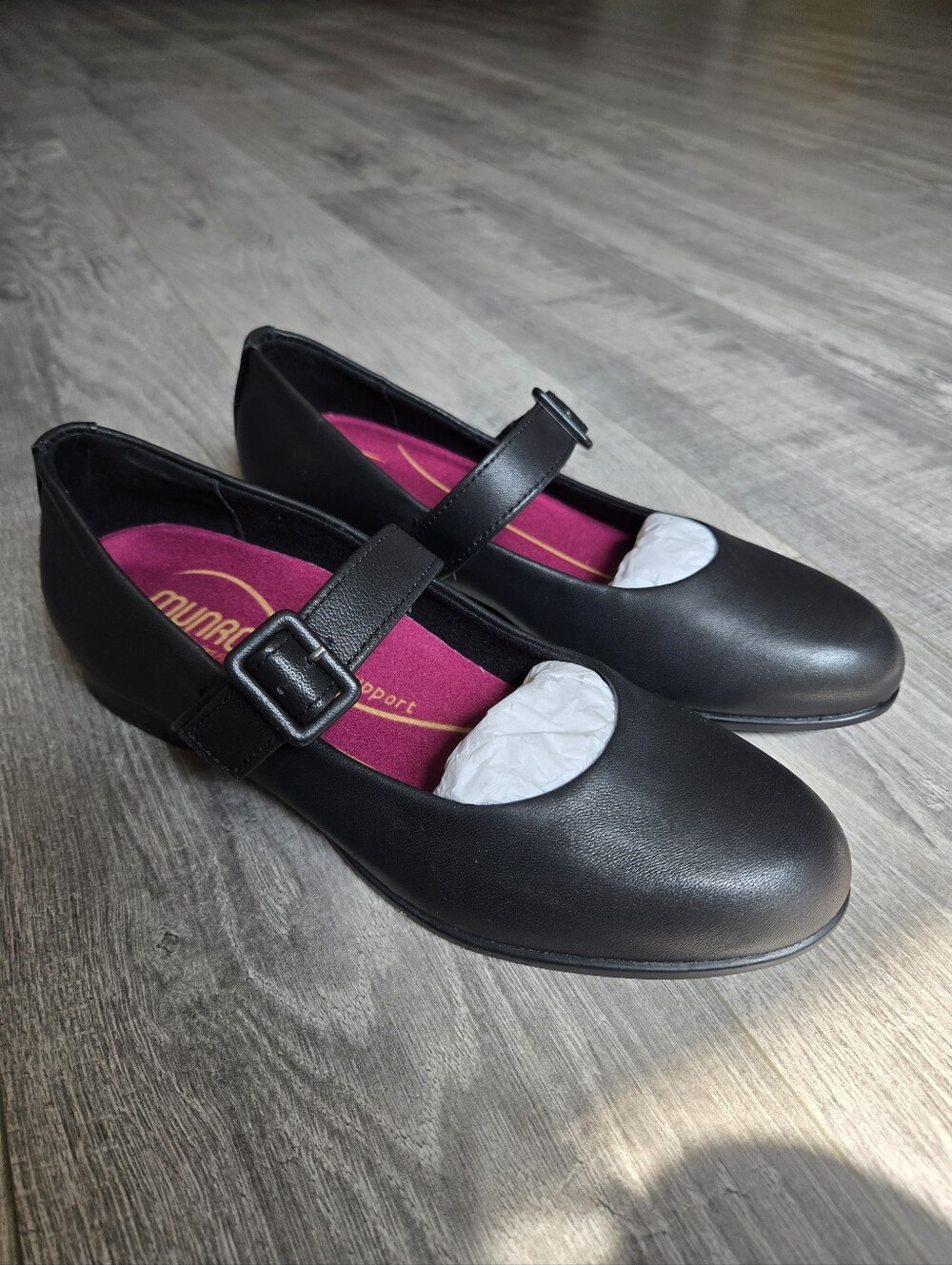 Munro Mary Jane Comfort Flats – Women’s Size 7.5N – Black Leather – Made in USA